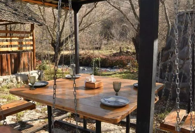 ユースホステル Haleb Hotel Complex