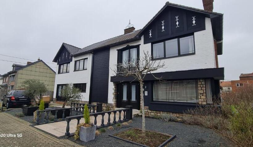 تختخواب و صبحانه Lazy Olives