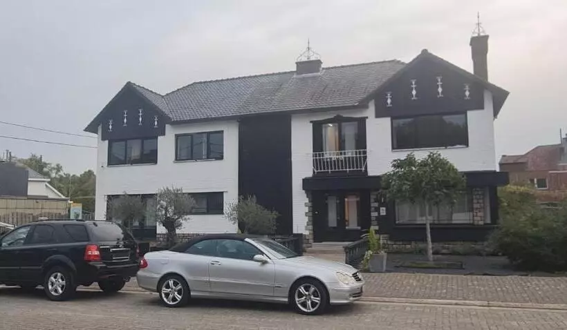 ベッドアンドブレックファースト Lazy Olives