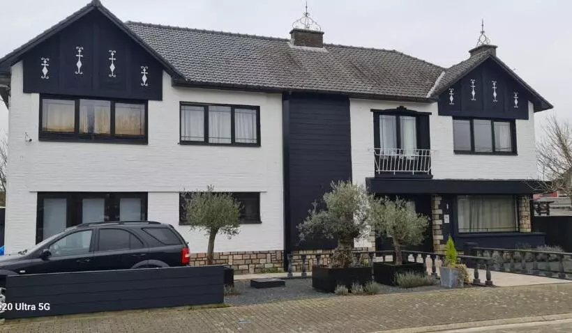 ベッドアンドブレックファースト Lazy Olives