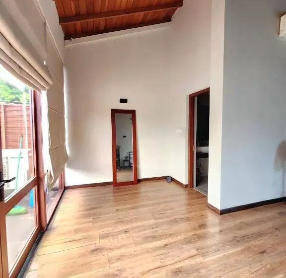 ベッドアンドブレックファースト Cozy Luxury Room With Beautiful Views