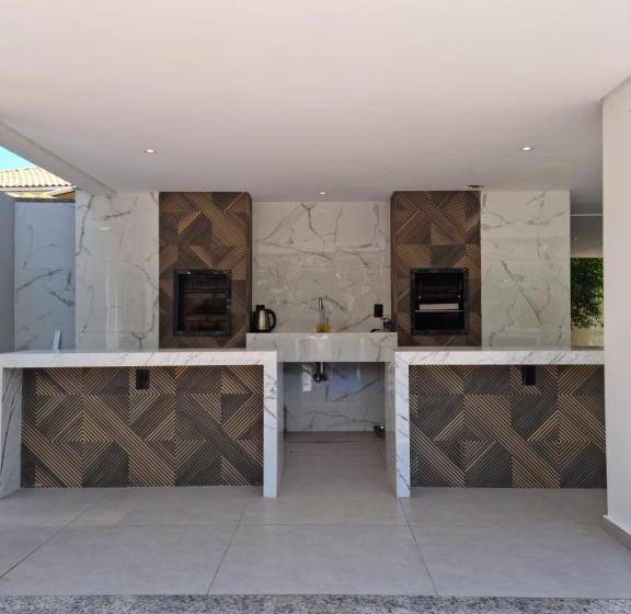 צימר Suite Piscina Privativa E Café Flutuante