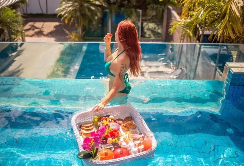 ベッドアンドブレックファースト Suite Piscina Privativa E Café Flutuante