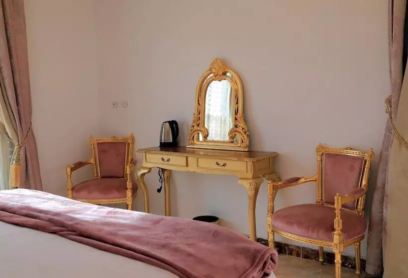 تختخواب و صبحانه Villa Scheherazade