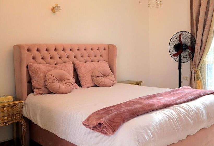 تختخواب و صبحانه Villa Scheherazade