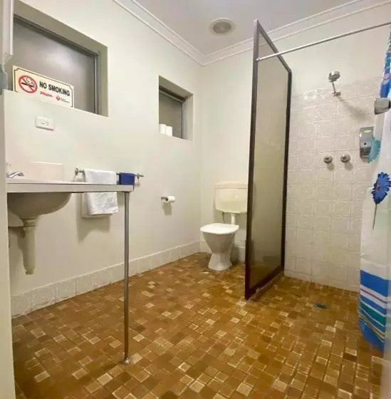 Bruce Rock Roadhouse And Motel