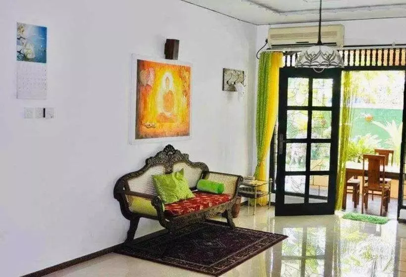 ホテル Aura Beach Villa