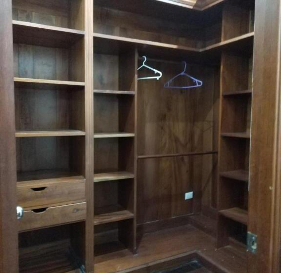 هتل City Of Dreams Antigua