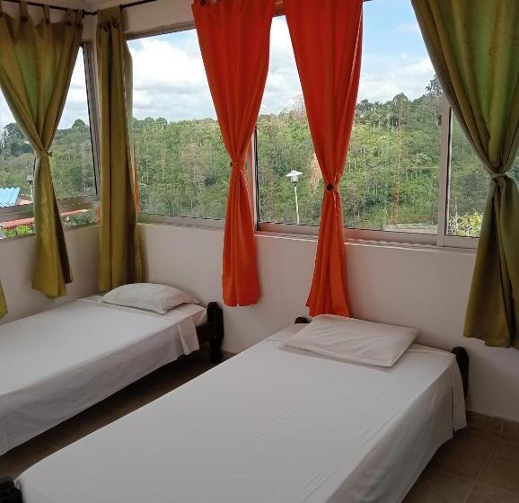 هتل Finca El Turín