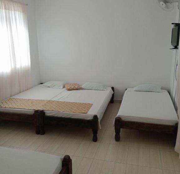 هتل Finca El Turín