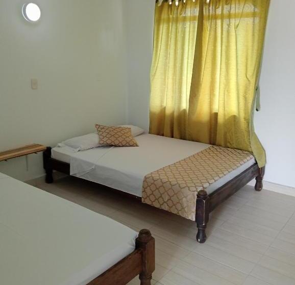 هتل Finca El Turín