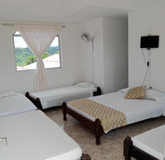 هتل Finca El Turín