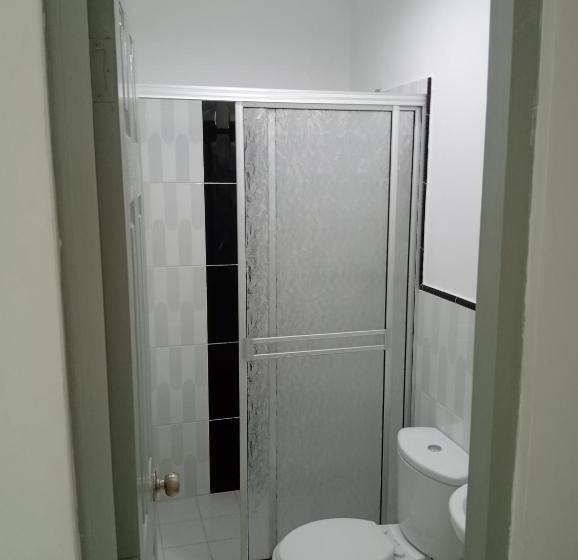 هتل Finca El Turín