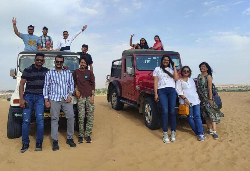 호텔 The Heritage Haveli Desert Camp