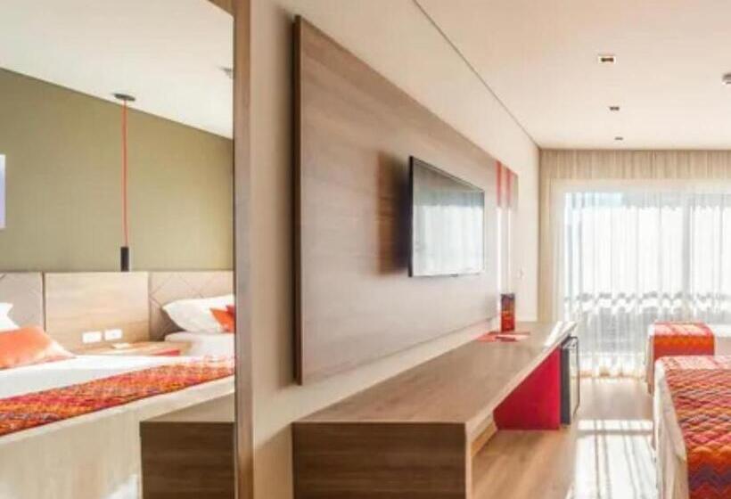 Quarto No Hotel Laghetto Stillo Da Borges