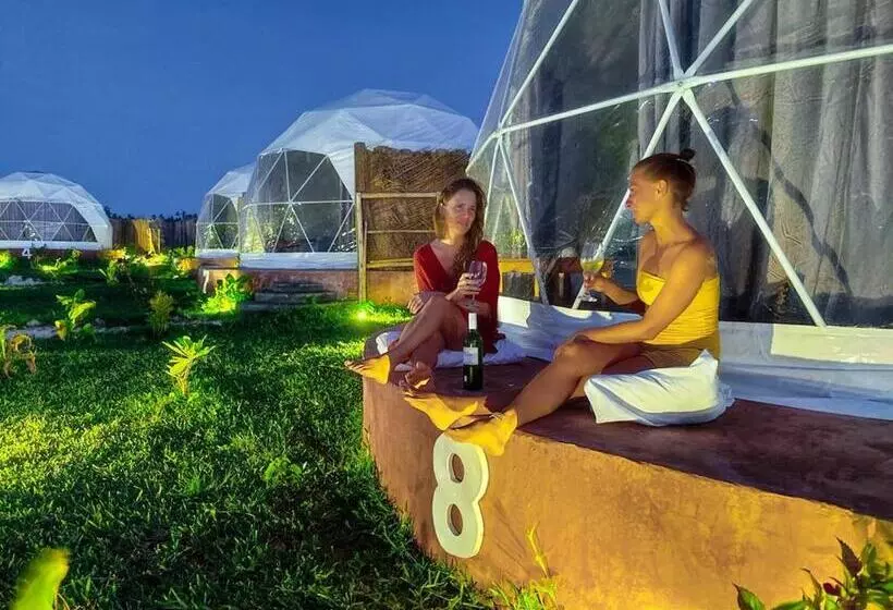 Hotelli Paradise City