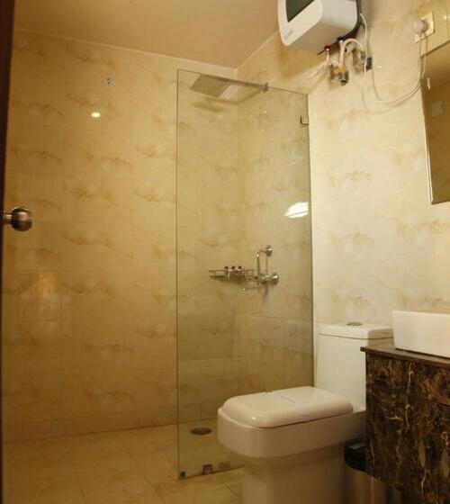 Hôtel Pearl Suites At Omaxe Eternity