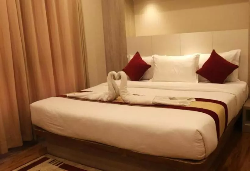 هتل Prime Suite