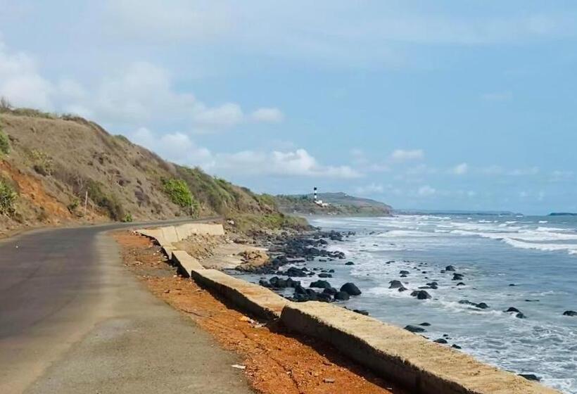 Hotel Shravi Farmhouse