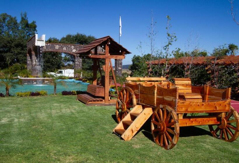 Отель & Spa Los Agaves