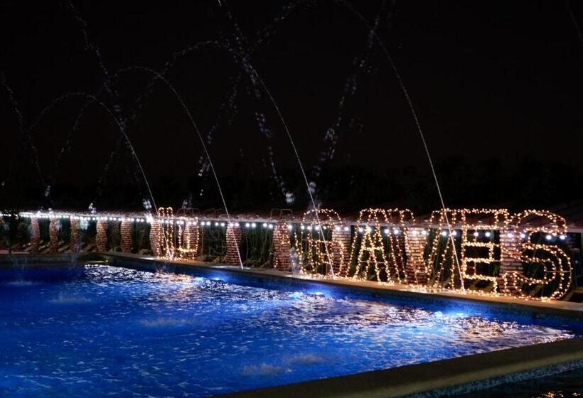 Отель & Spa Los Agaves