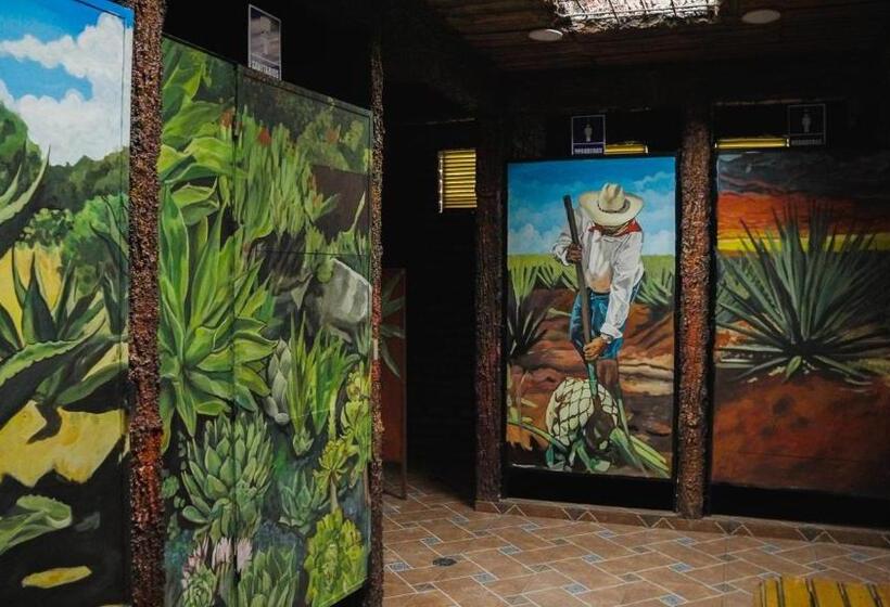 Отель & Spa Los Agaves