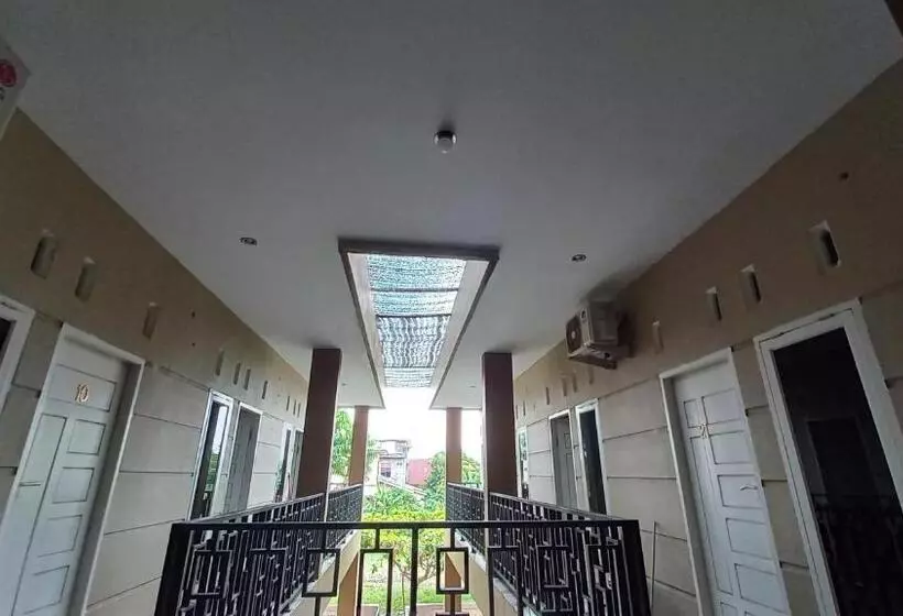 هتل Spot On 93428 Pinus Jaya Syariah