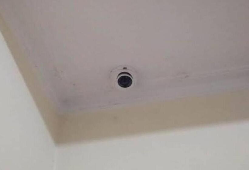 Отель Spot On 93428 Pinus Jaya Syariah