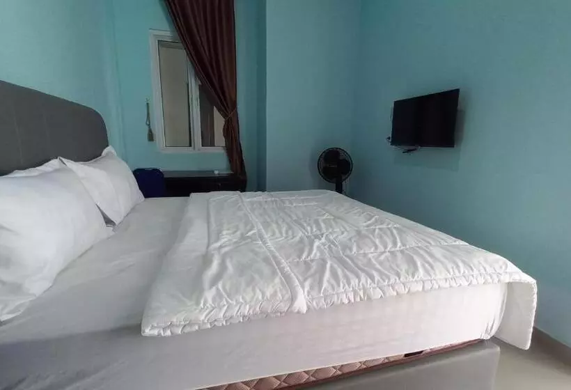 هتل Spot On 93428 Pinus Jaya Syariah
