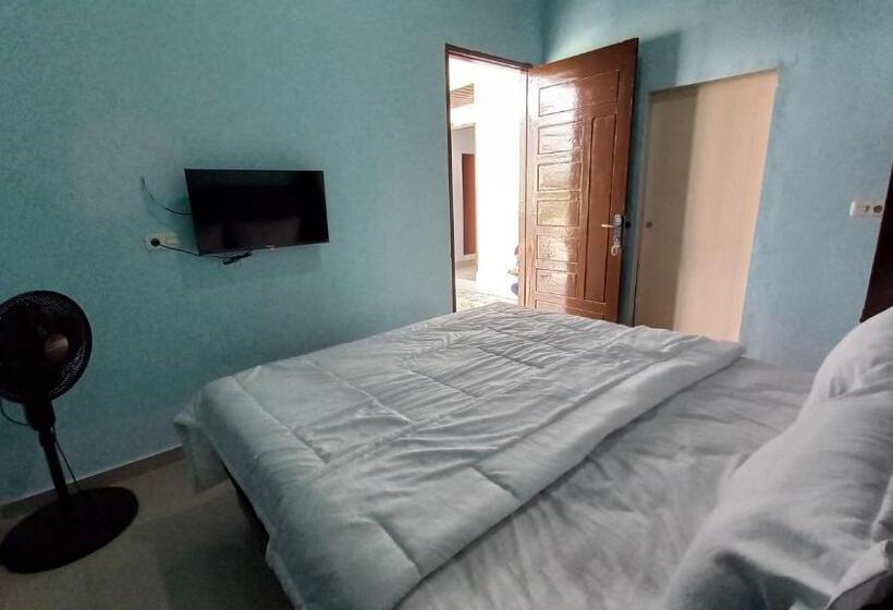 Отель Spot On 93428 Pinus Jaya Syariah