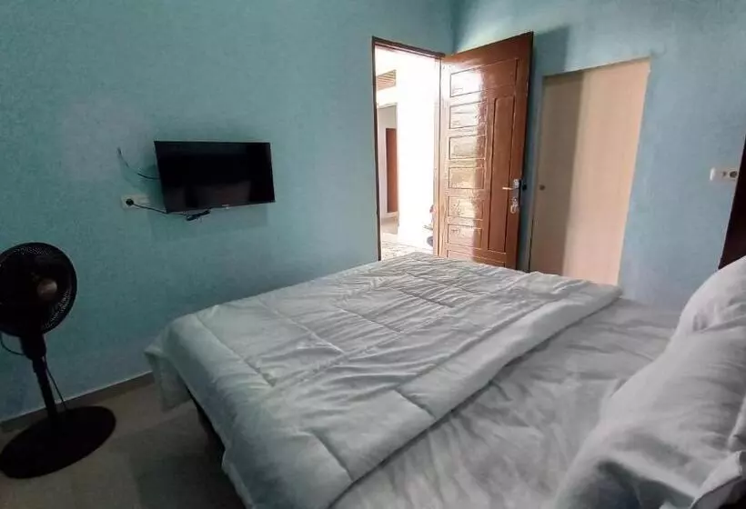 هتل Spot On 93428 Pinus Jaya Syariah