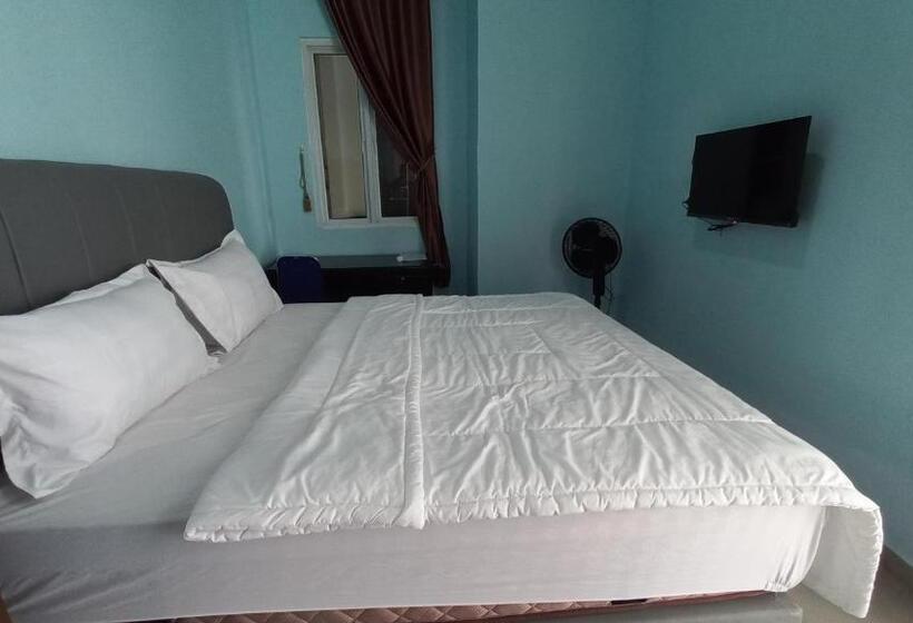 Отель Spot On 93428 Pinus Jaya Syariah