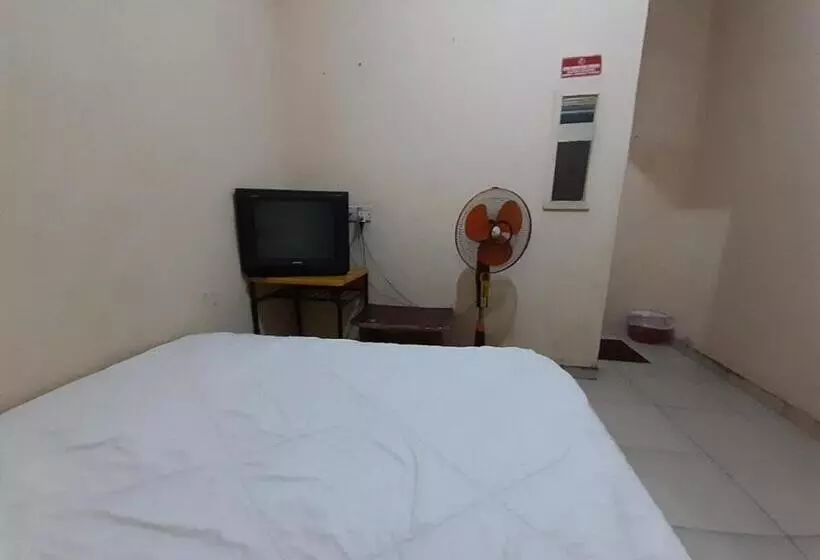 هتل Spot On 93428 Pinus Jaya Syariah