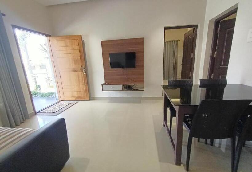 호텔 Stayberries Hornbill Villa Athirappilly