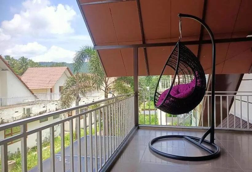 ホテル Stayberries Hornbill Villa Athirappilly