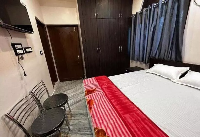 Oyo Hotel Shrikaya
