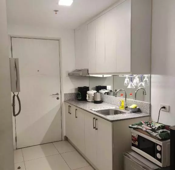 Peaceful And Relaxing Suite At Cool Residences Tagaytay
