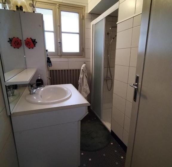 펜션 Chambre Privée Cousine Commune