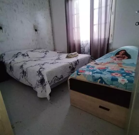 ペンション Chambre Privée Cousine Commune