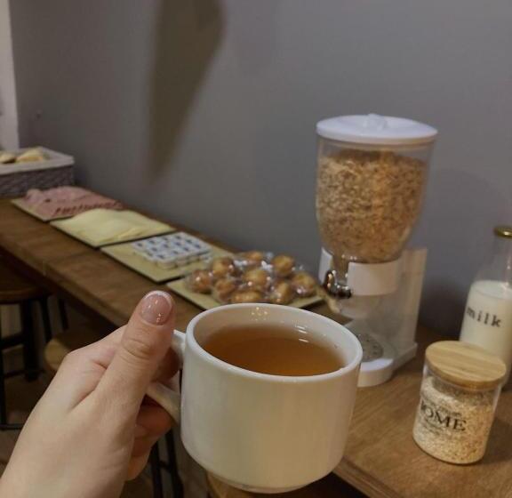 پانسیون Enjoy Hostel