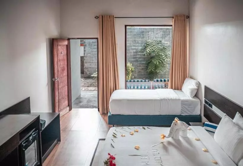 پانسیون Madi Giri Guest House
