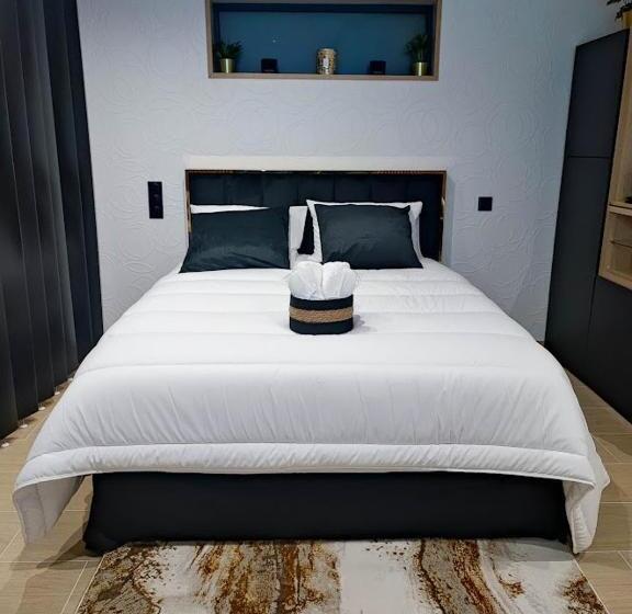 פנסיון Sweet And Spa