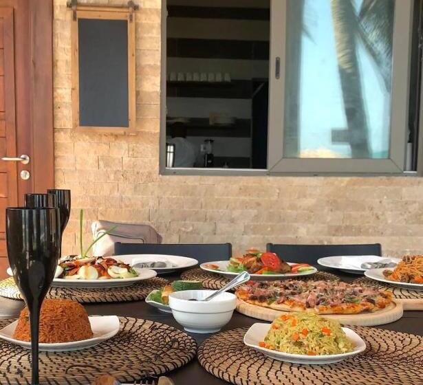 Serenity Terraces Beach, Hotel Kokrobite