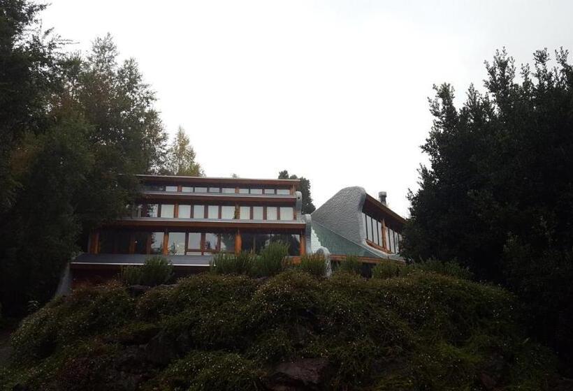 تختخواب و صبحانه Celestial Inn