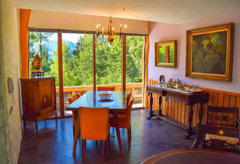 Bed & Breakfast Celestial Inn