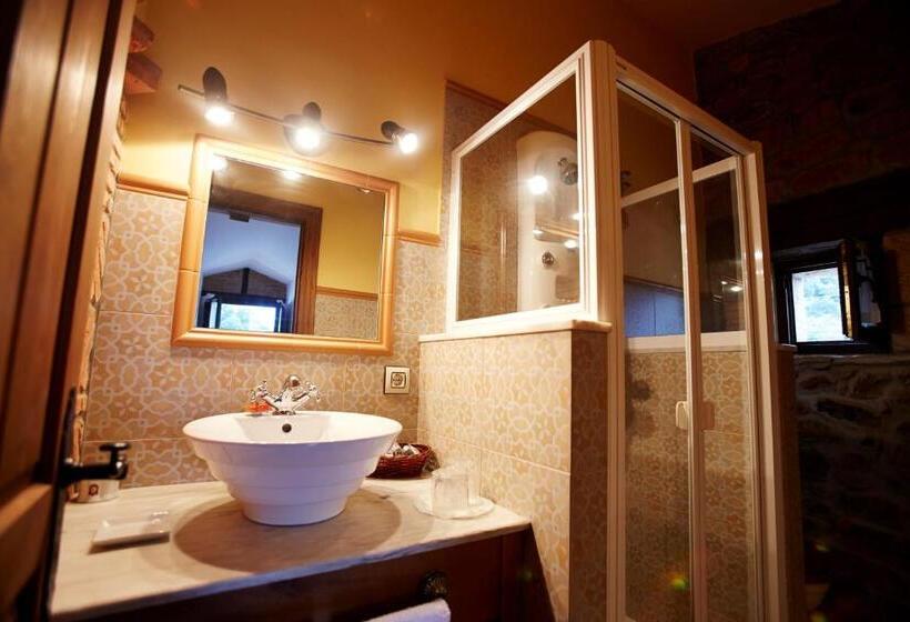 여관 Posada Rural Ochohermanas