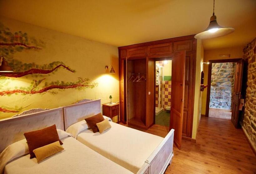 여관 Posada Rural Ochohermanas