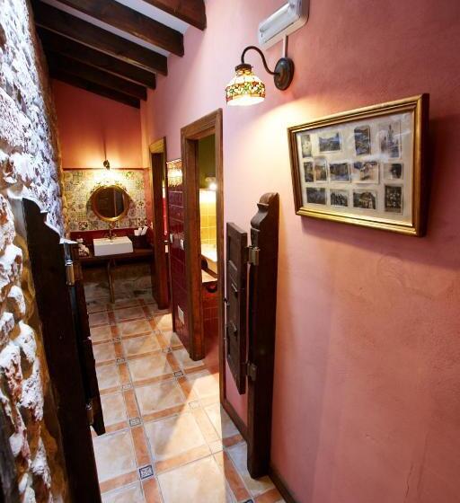 여관 Posada Rural Ochohermanas