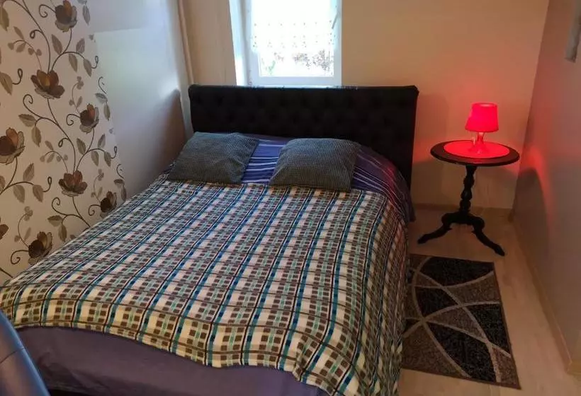 Hotelli Apartamenty Komfort