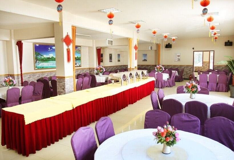 Отель Beijing Airport Silver Ocean